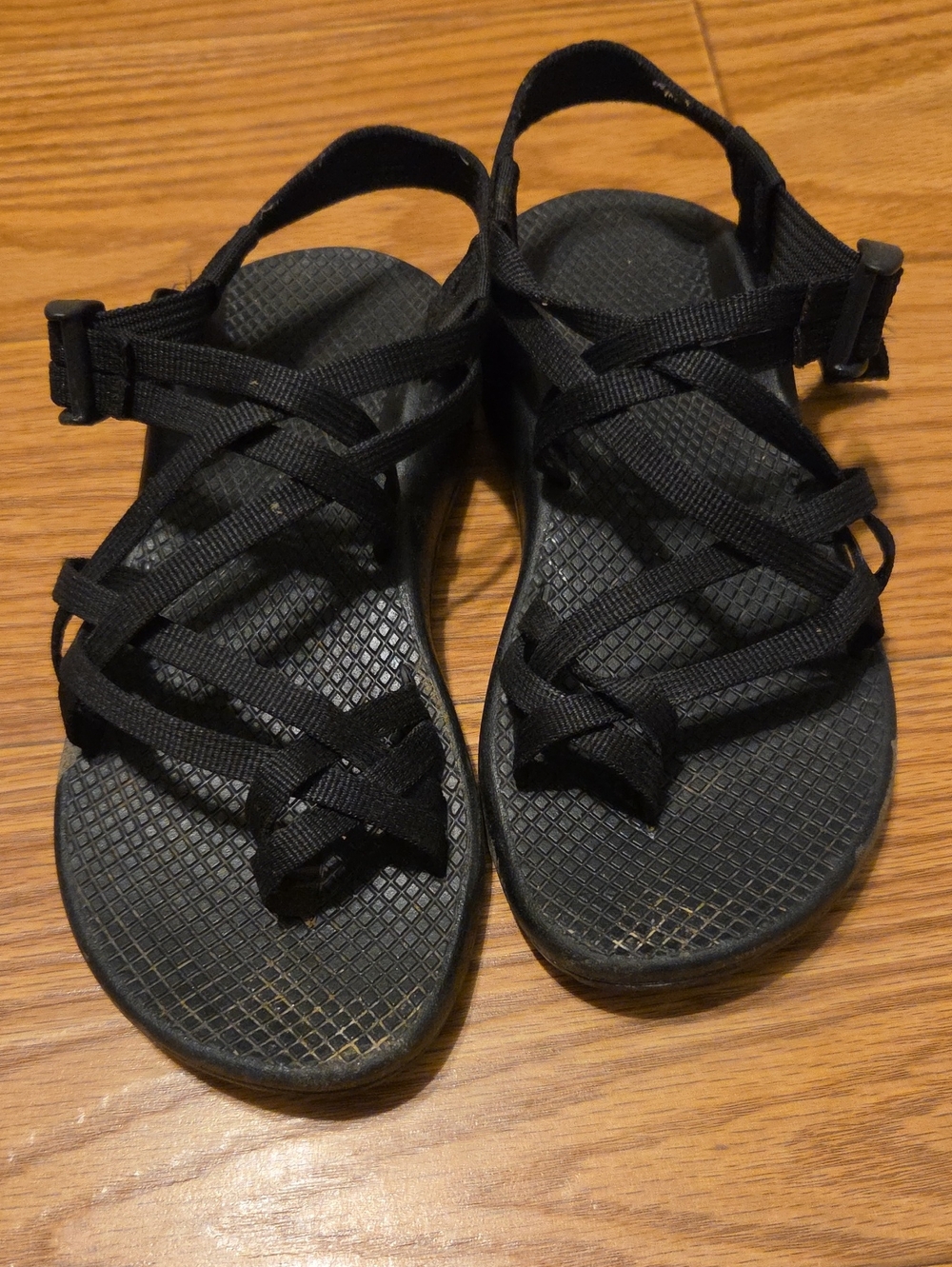 Women's Black Strappy Sandals - Chaco